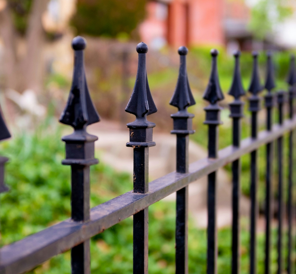 Спортивная площадка в жилом массиве “Созвездие”